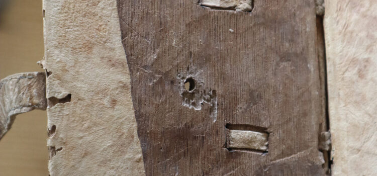 Réorientation des dispositifs d’aide à la restauration de documents patrimoniaux